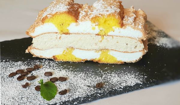 speisen-dessert-kardinalschnitte-teuschler-mogg