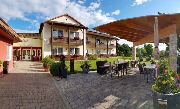 hotel-teuschlermogg-ingridthorhaggen (8)
